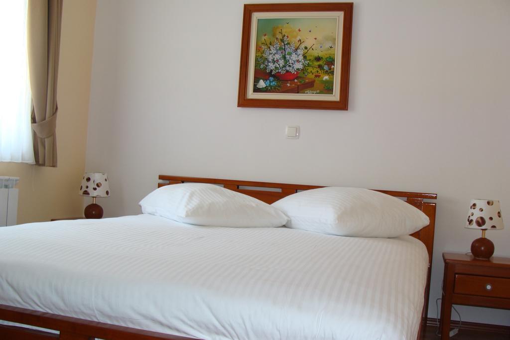 Apartmani Maltar Varazdin Exterior photo